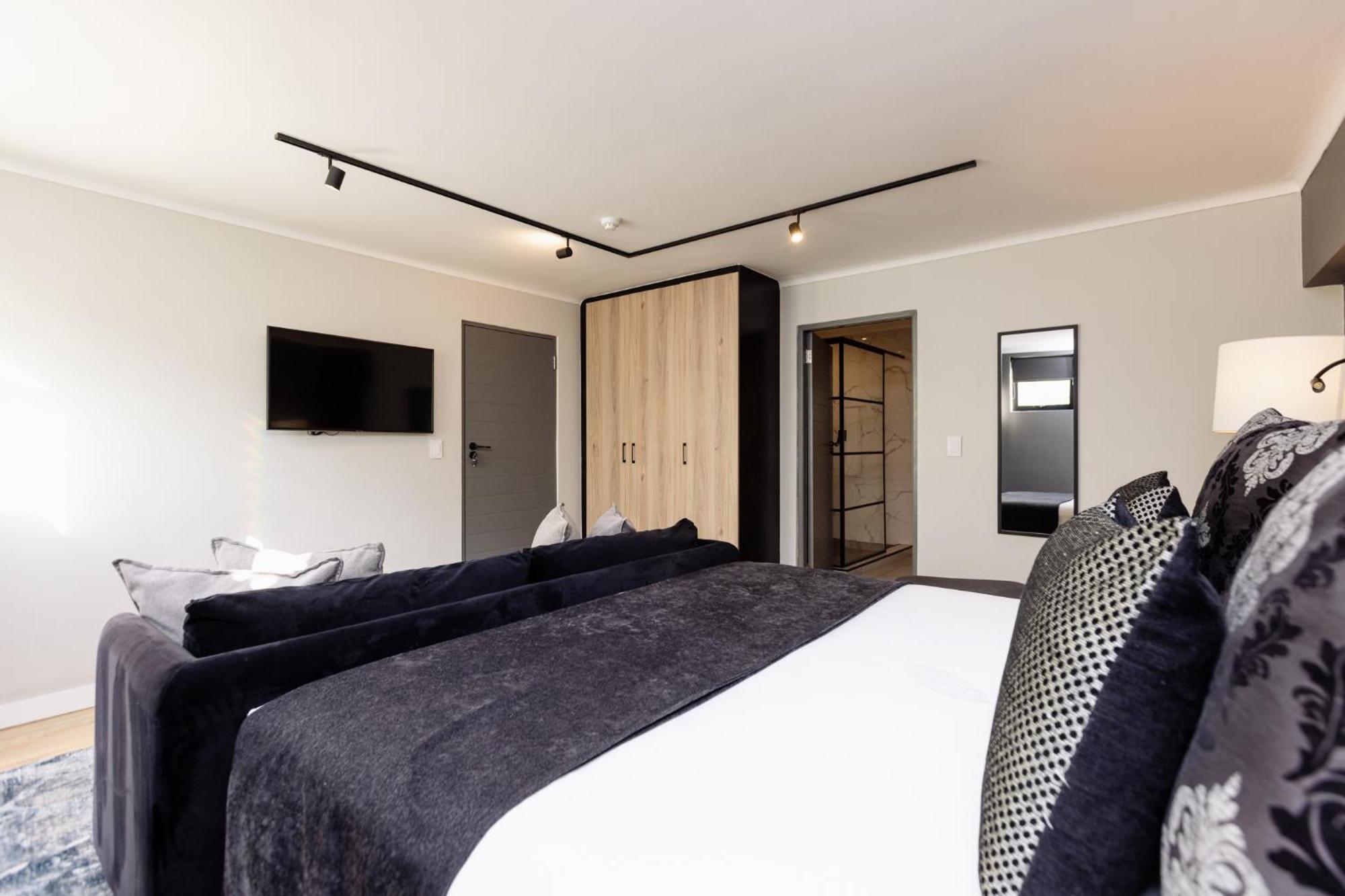 Mint Hotel 84 On Katherine Γιοχάνεσμπουργκ Εξωτερικό φωτογραφία