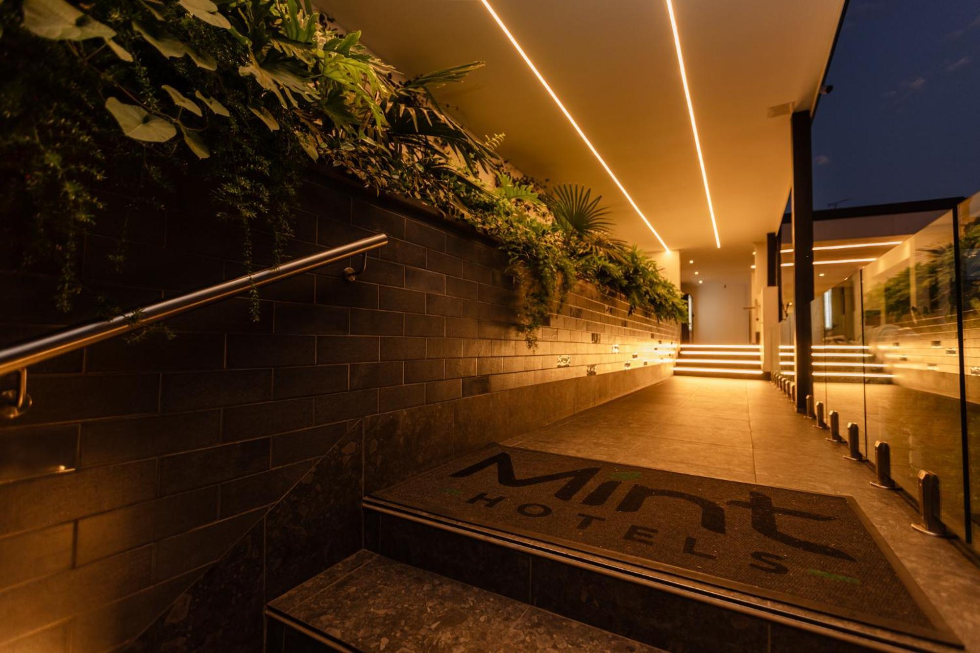 Mint Hotel 84 On Katherine Γιοχάνεσμπουργκ Εξωτερικό φωτογραφία