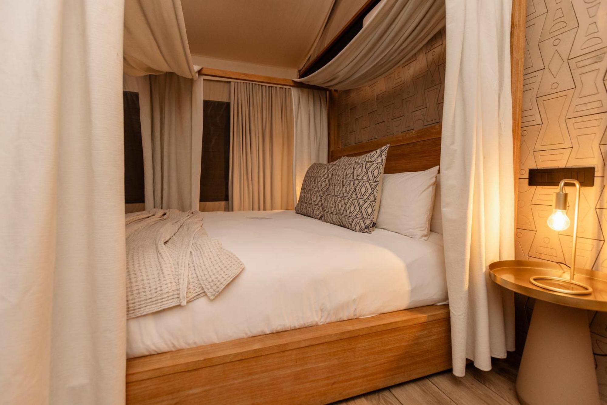 Mint Hotel 84 On Katherine Γιοχάνεσμπουργκ Εξωτερικό φωτογραφία