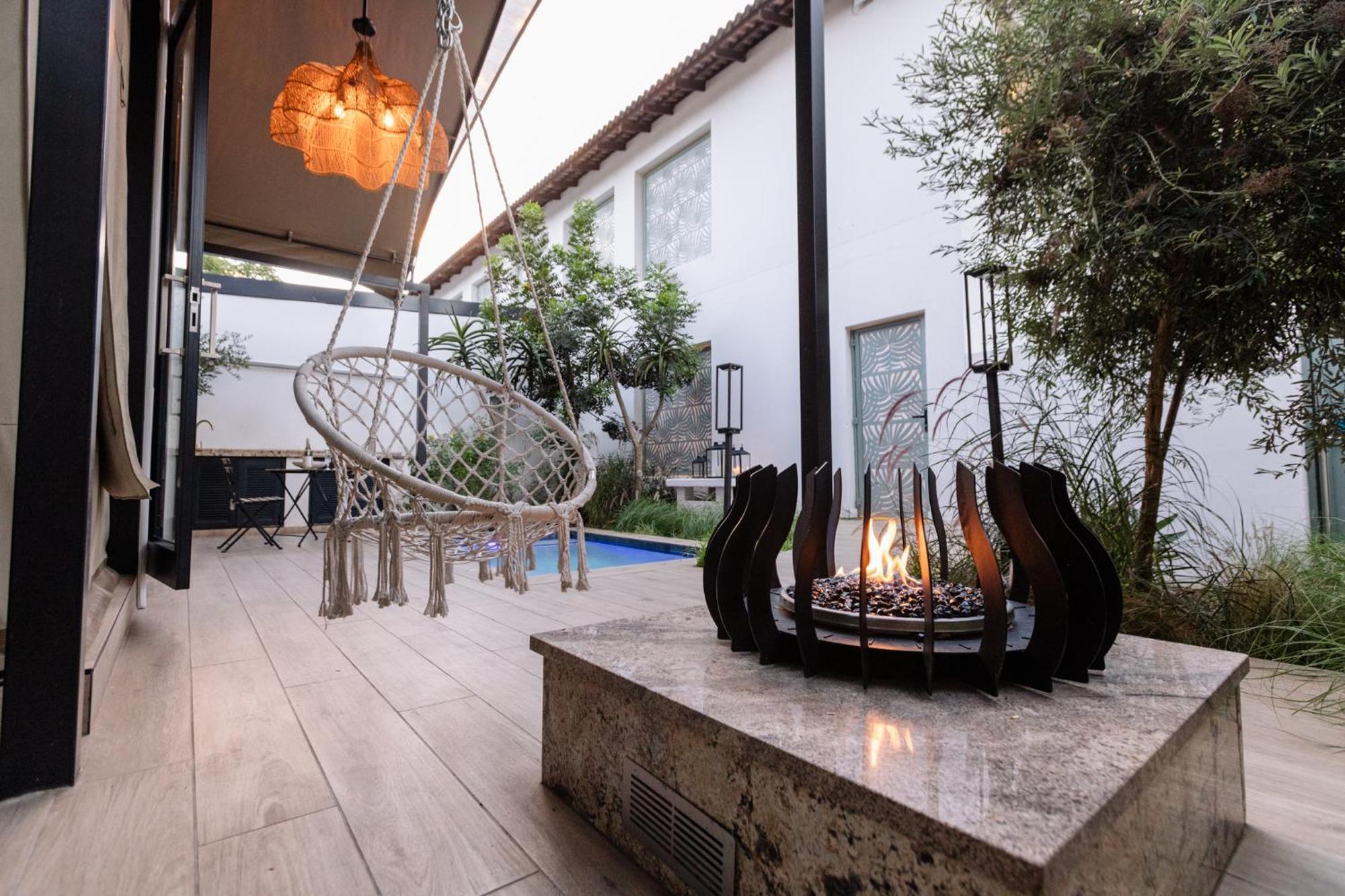 Mint Hotel 84 On Katherine Γιοχάνεσμπουργκ Εξωτερικό φωτογραφία