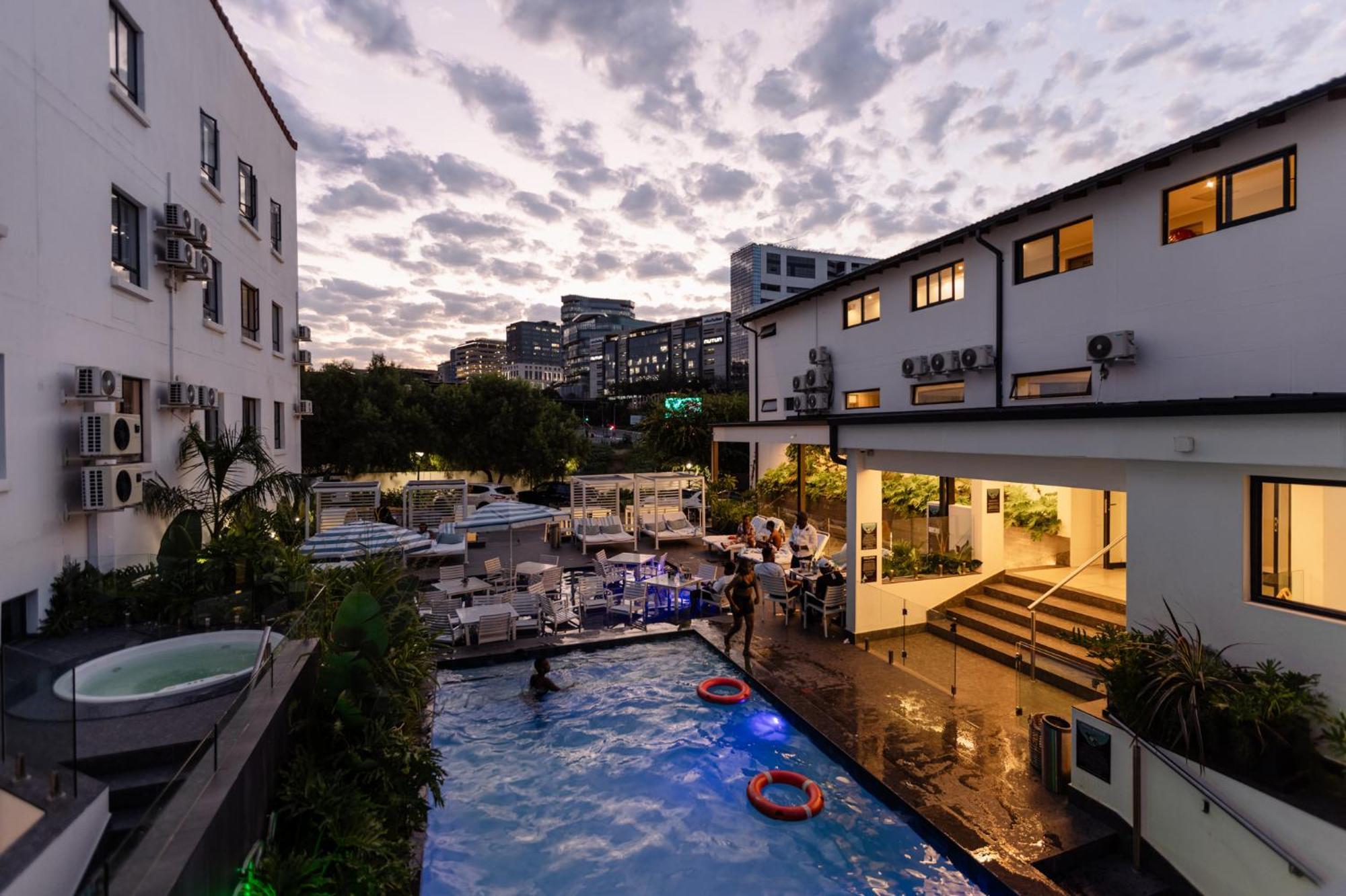 Mint Hotel 84 On Katherine Γιοχάνεσμπουργκ Εξωτερικό φωτογραφία